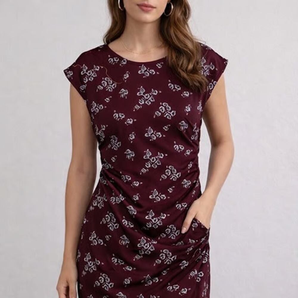 Floral Ruffle Maxi Dress – Elegant & Feminine Style SIZE: L